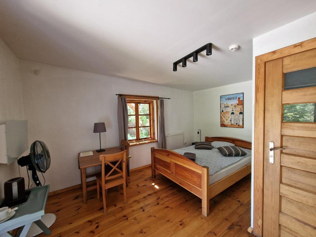 Oberza Pod Zlotym Prosiakiem Hotel Nieborów Kültér fotó