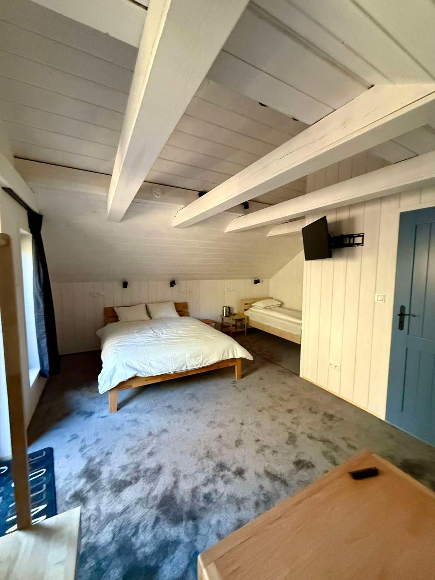 Oberza Pod Zlotym Prosiakiem Hotel Nieborów Kültér fotó