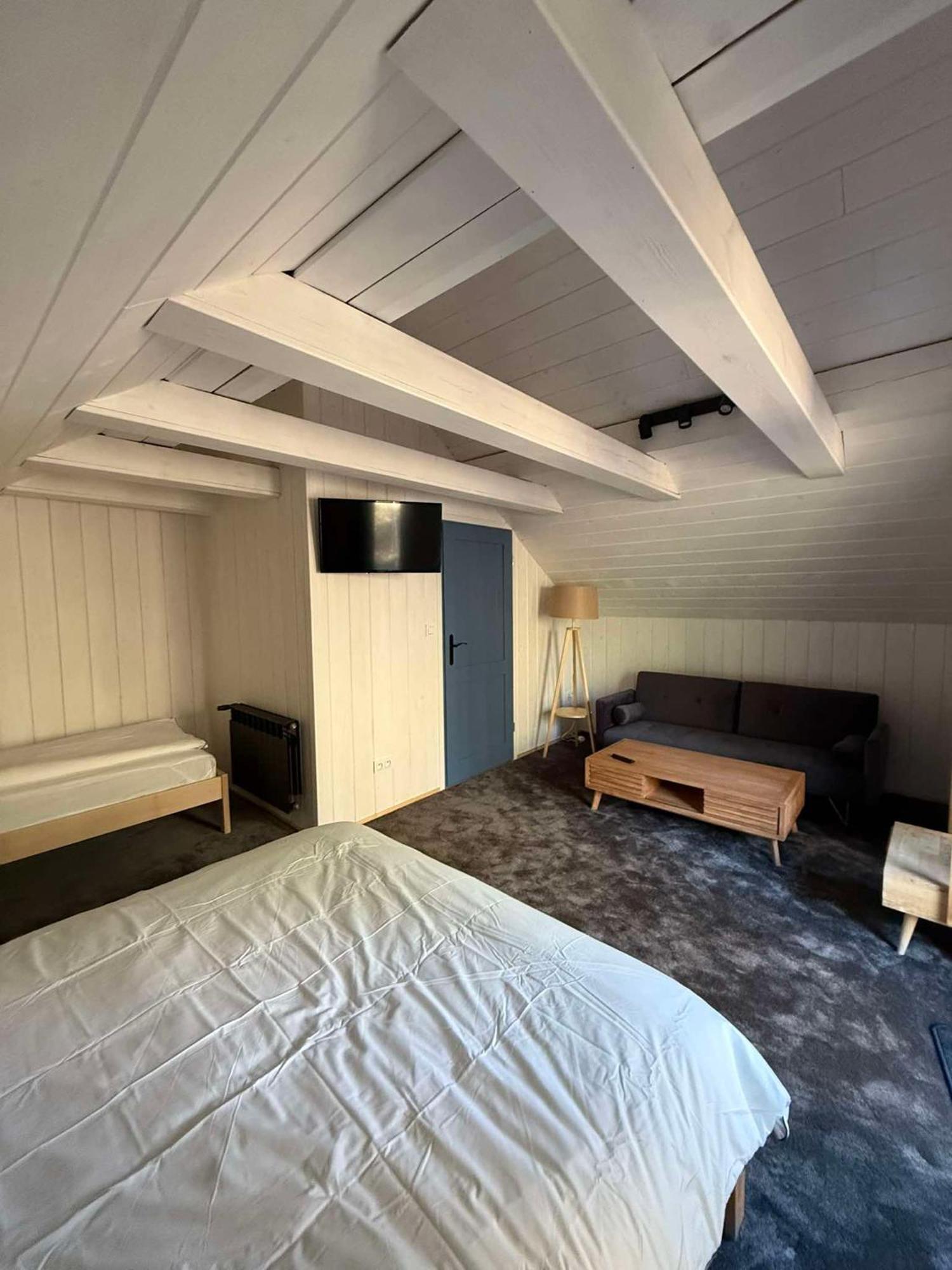 Oberza Pod Zlotym Prosiakiem Hotel Nieborów Kültér fotó
