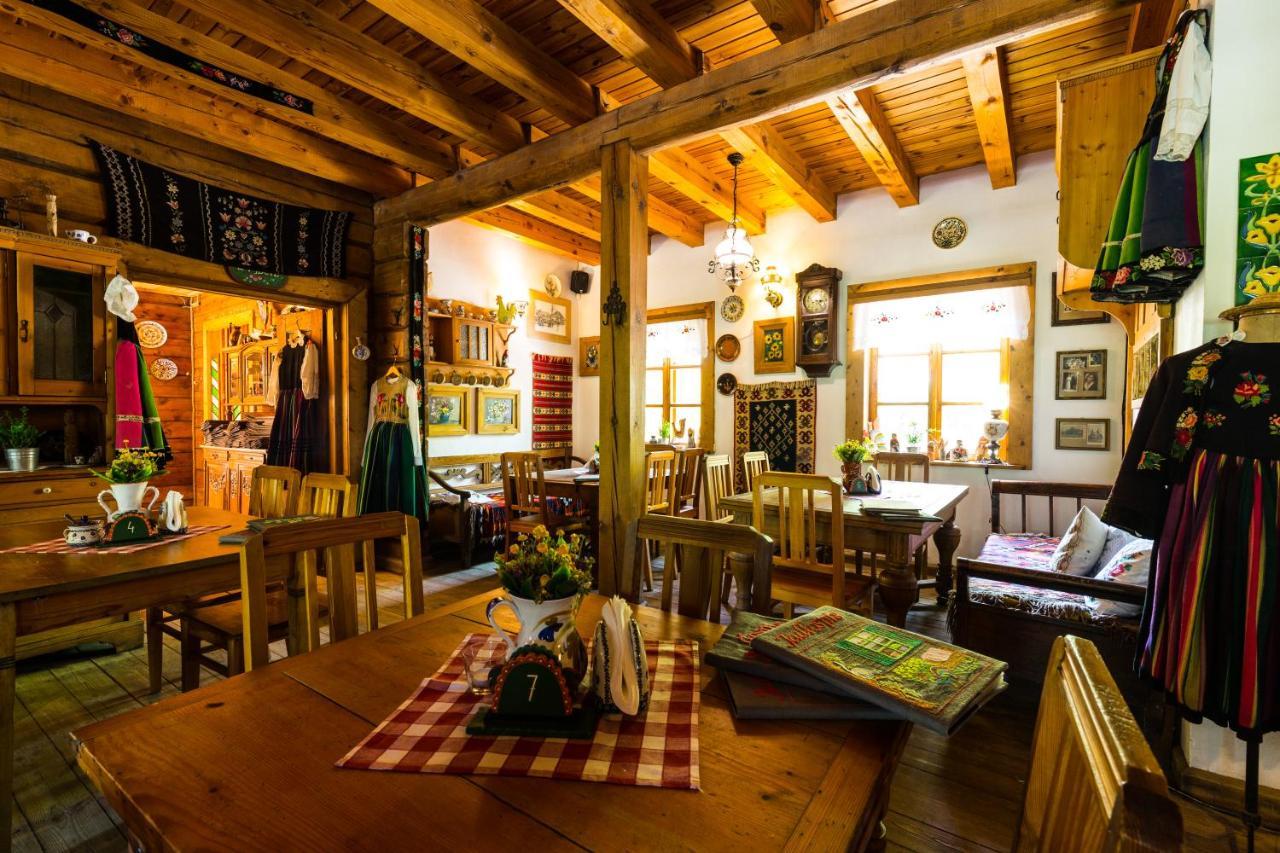 Oberza Pod Zlotym Prosiakiem Hotel Nieborów Kültér fotó